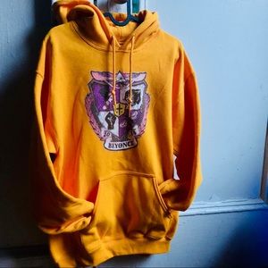 beychella cropped hoodie